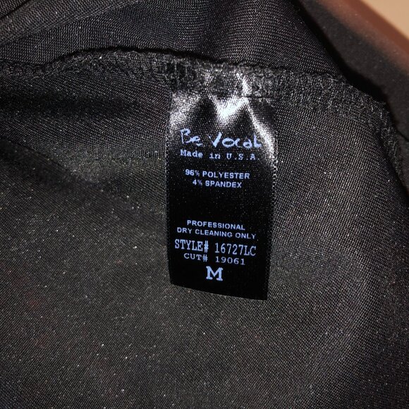 Voice Of California Size Medium Women's Cardigan NWOT - Picture 4 of 6